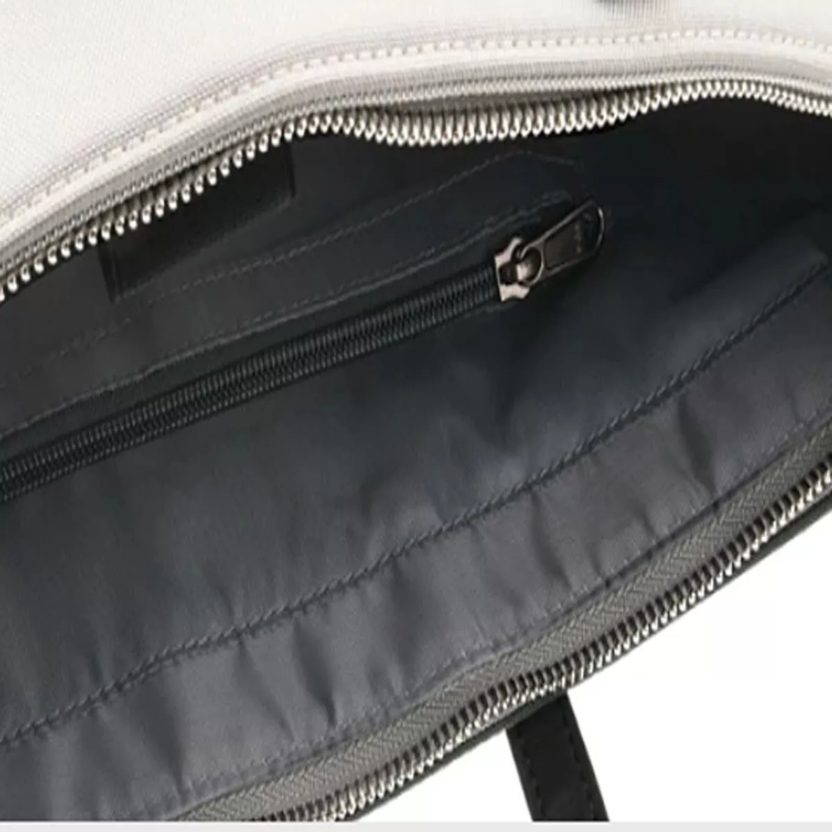 CARTERA PARA NOTEBOOK BEIGE, HASTA 15.6 . - 4