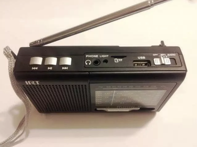 RADIO IRT FM/AM/SW USB/ MSD CON BATERIA RECARGABLE - 3