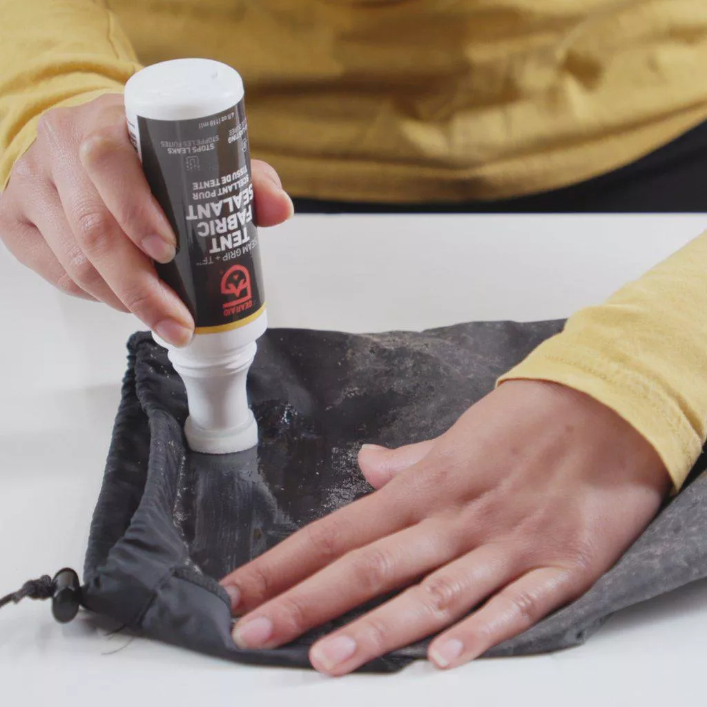 SELLANTE GEAR AID SEAM GRIP TF TENT FABRIC SEALANT - 2