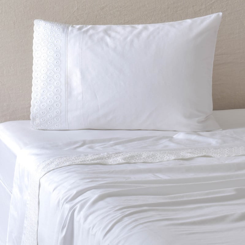 SÁBANAS FABRICS LINGE 1.5 PLAZAS 200 HILOS BLANCO BRODERIE BORDADA - 1