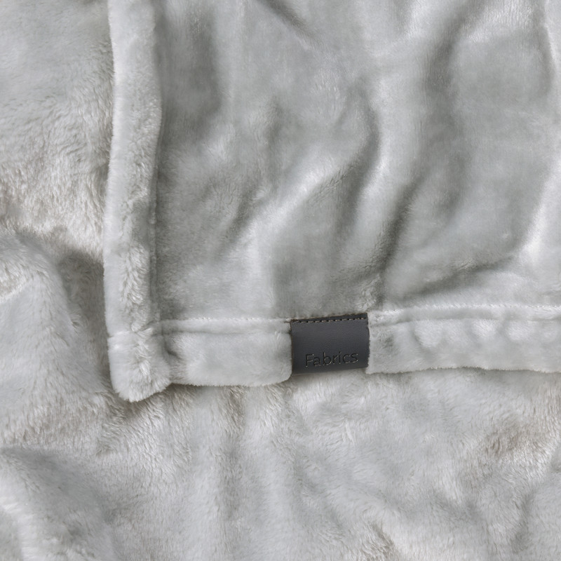 FRAZADA FABRICS BASICA FLANNEL 1.5 PLAZAS 230 X 180 CM GRIS CLARO - 2