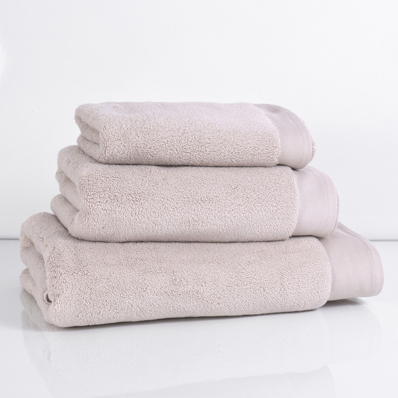 TOALLA FABRICS LISA SABANA 700 GRS BEIGE - 1