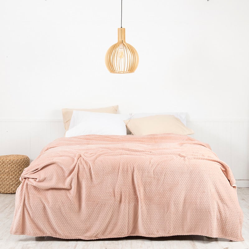 FRAZADA CORAL EMBOSSED 2 PLAZAS ROSADO - 1