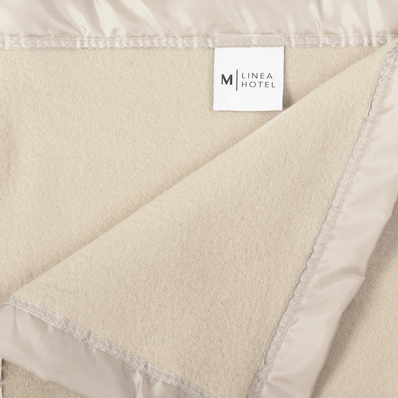 FRAZADA POLAR BORDE SATIN LINEA HOTEL 1.5 PLAZAS CRUDO - 2