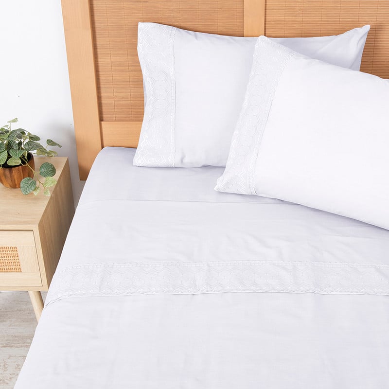 SABANA BRODERIE GEO KING EN COLOR BLANCO - 1