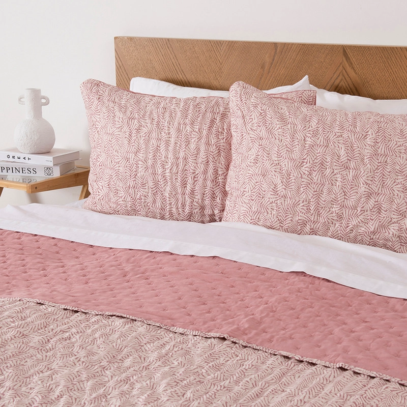 QUILT MALLORCA ESTAMAPDO SUPER KING HELECHO - 2