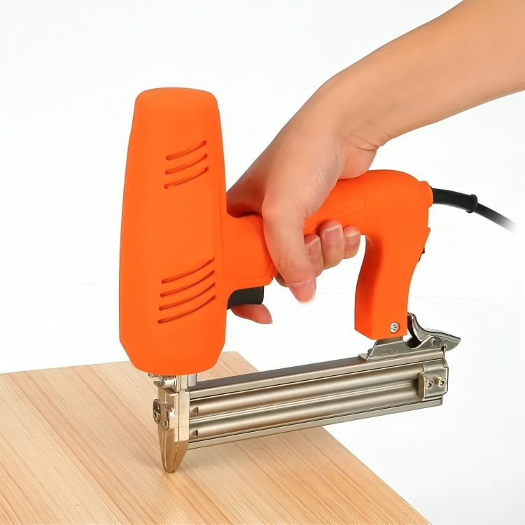 PISTOLA CLAVADORA GRAPADORA ELÉCTRICA +CLAVOS 1800W 220V F30 - 2