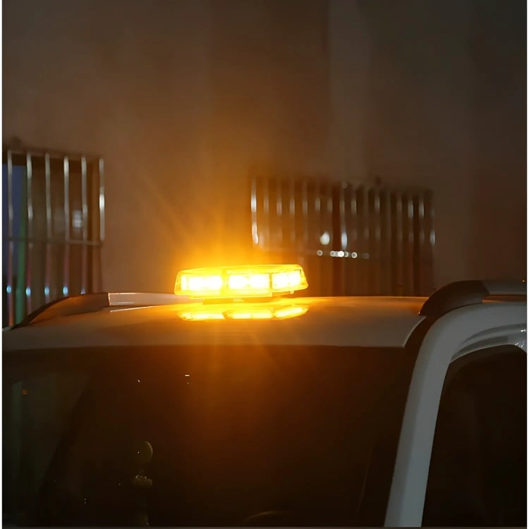 BALIZA LUZ LED AMBAR TECHO IMAN 12V-24V ESTROBOSCOPICA - 1