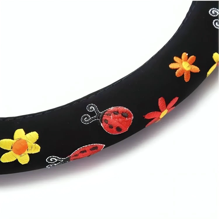 CUBIERTA FUNDA CUBRE VOLANTE DISEÑOS PARA MUJER 3D - 1