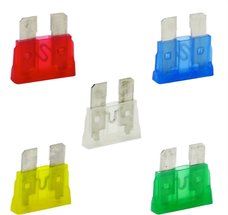 CAJA FUSIBLES X 100 PAR AUTO DIFERENTES AMPERES - 1