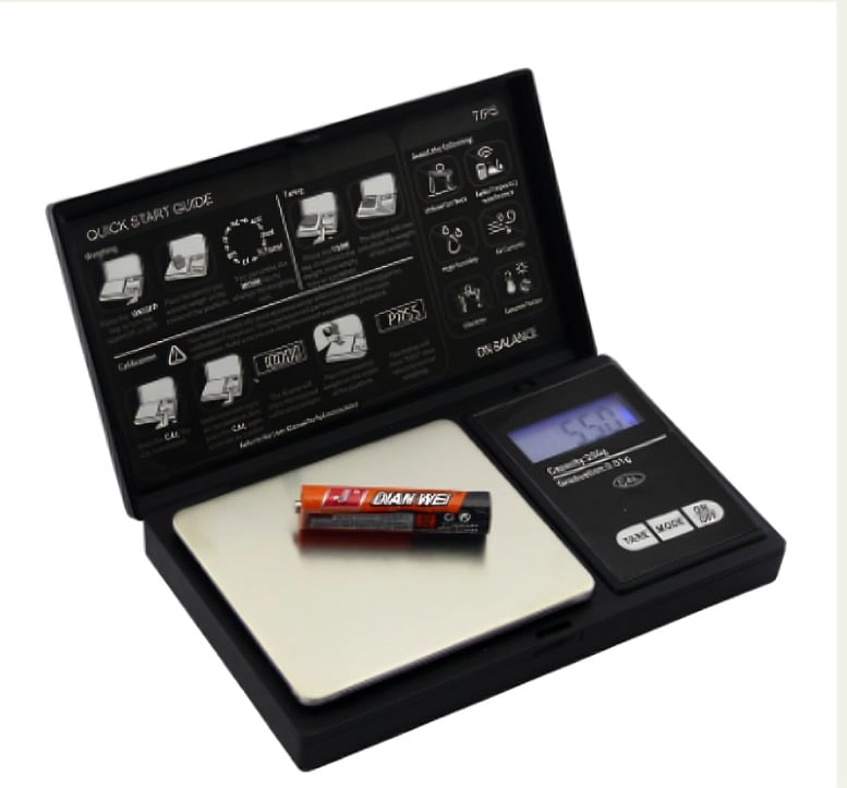 MINI BALANZA DIGITAL DE PRECISION 200G 0.01G CON TAPA - 3