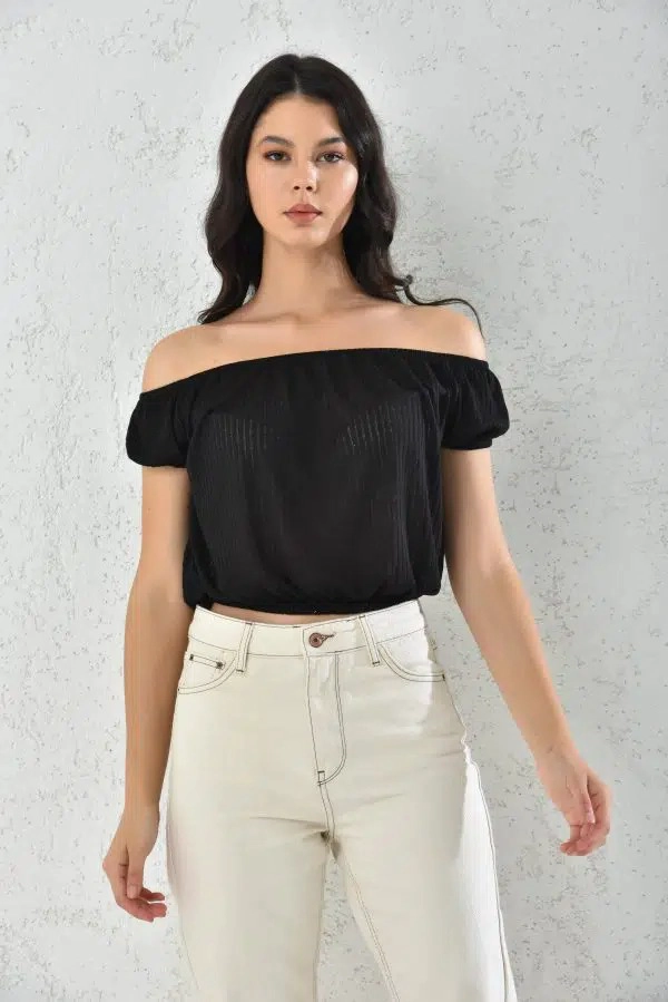 BLUSA MUJER HOMBROS BAJOS NEGRA - 4