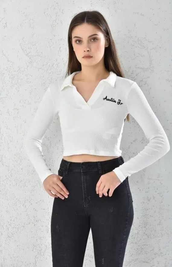 POLERON POLO MUJER CROP TOP NEGRO AJUSTADO - 2