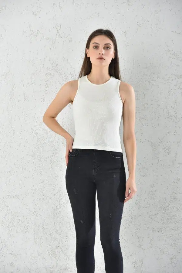 POLERA CASUAL MUJER SIN MANGAS - 2