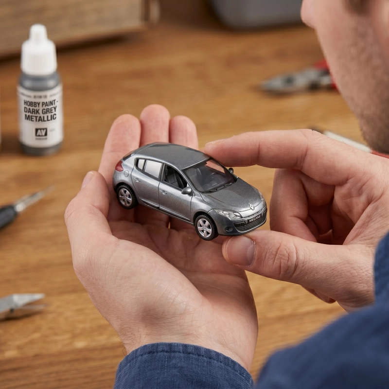 AUTO RENAULT MEGANE S ESCALA 1:43 - WELLY - 2