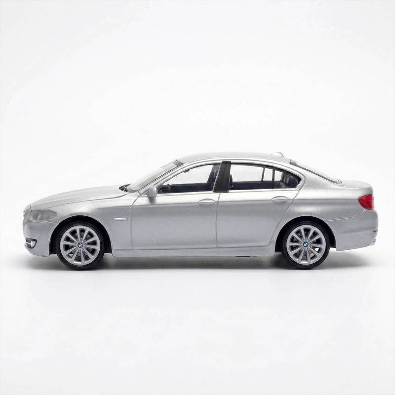 AUTO BMW 535I ESCALA 1:43 - WELLY - 5
