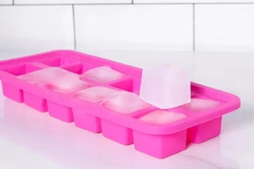 MOLDE DE SILICONA PARA HIELO 12 CUBITOS – COLORES SURTIDOS - 1