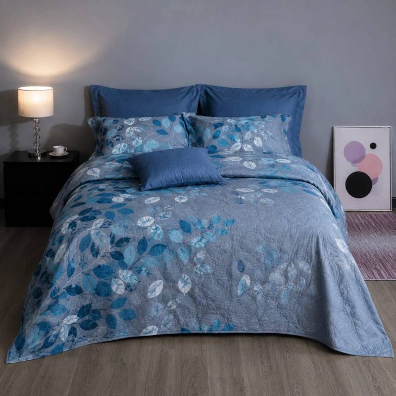 COBERTOR QUILT DE VERANO 2 PLAZAS CUBRECAMAS AZUL CON DISEÑO DE HOJAS - 1