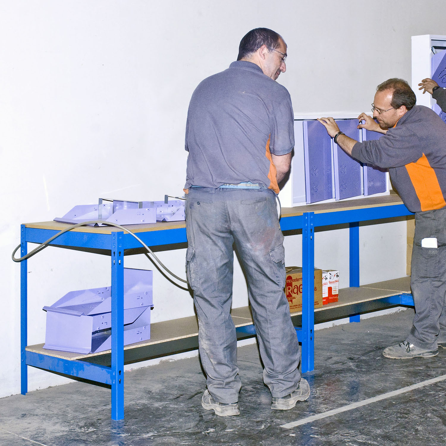 BANCO SIMONWORK BT0 1200X750 AZUL/MADERA - 4