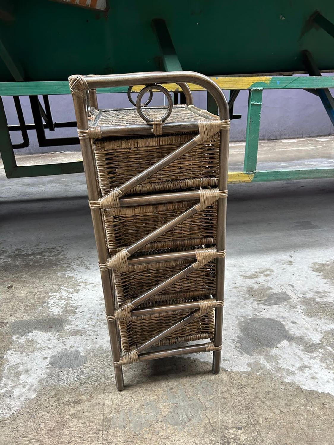 REPISA DE RATTAN NATURAL - 7