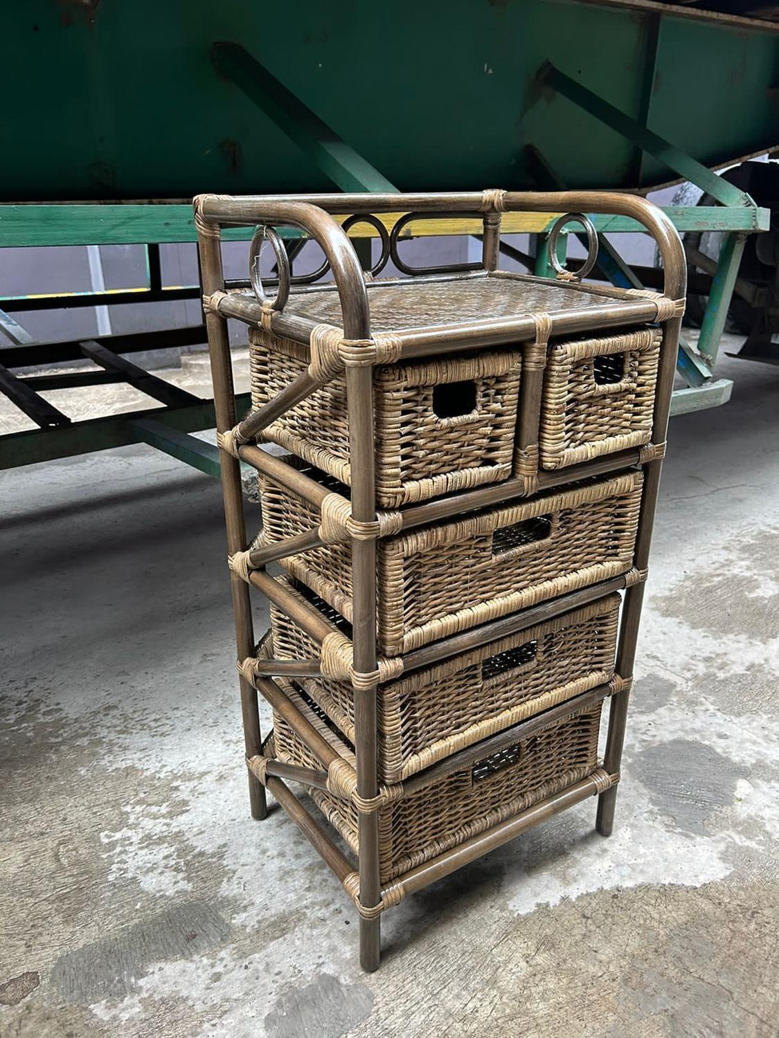 REPISA DE RATTAN NATURAL - 8