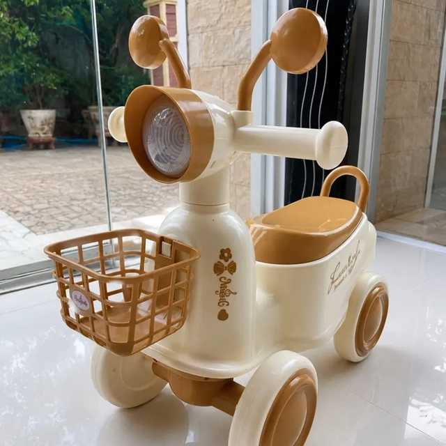 CORREPASILLOS INFANTIL TIPO SCOOTER CON CANASTO Y LUCES SONIDO - 4