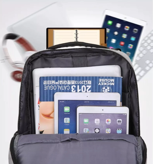 MOCHILA PARA LAPTOP IMPERMEABLE CON PUERTO USB 39 LITROS NEGRA - 4