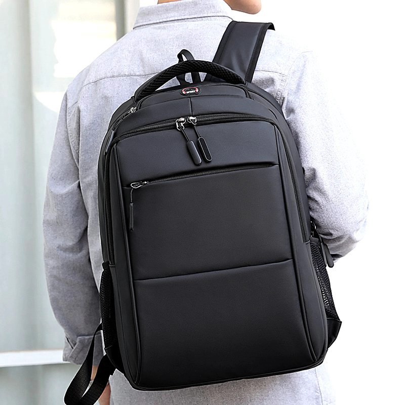 MOCHILA MULTIFUNCIONAL LAPTOP IMPERMEABLE CON PUERTO USB 35 LITROS - 8