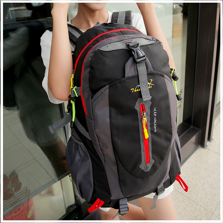 MOCHILA MULTIFUNCIONAL OUTDOOR IMPERMEABLE PARA NOTEBOOK Y VIAJES - 4