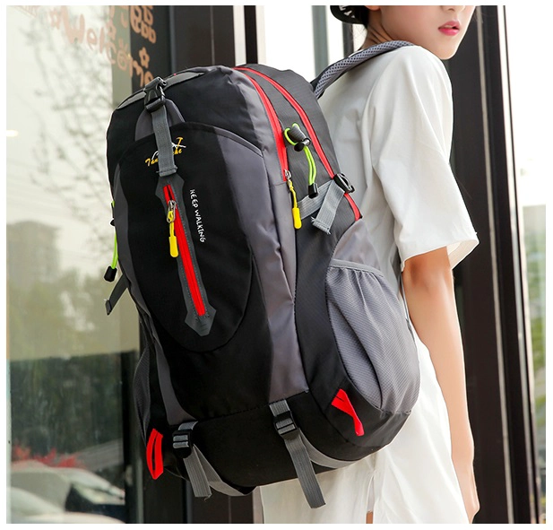 MOCHILA MULTIFUNCIONAL OUTDOOR IMPERMEABLE PARA NOTEBOOK Y VIAJES - 5