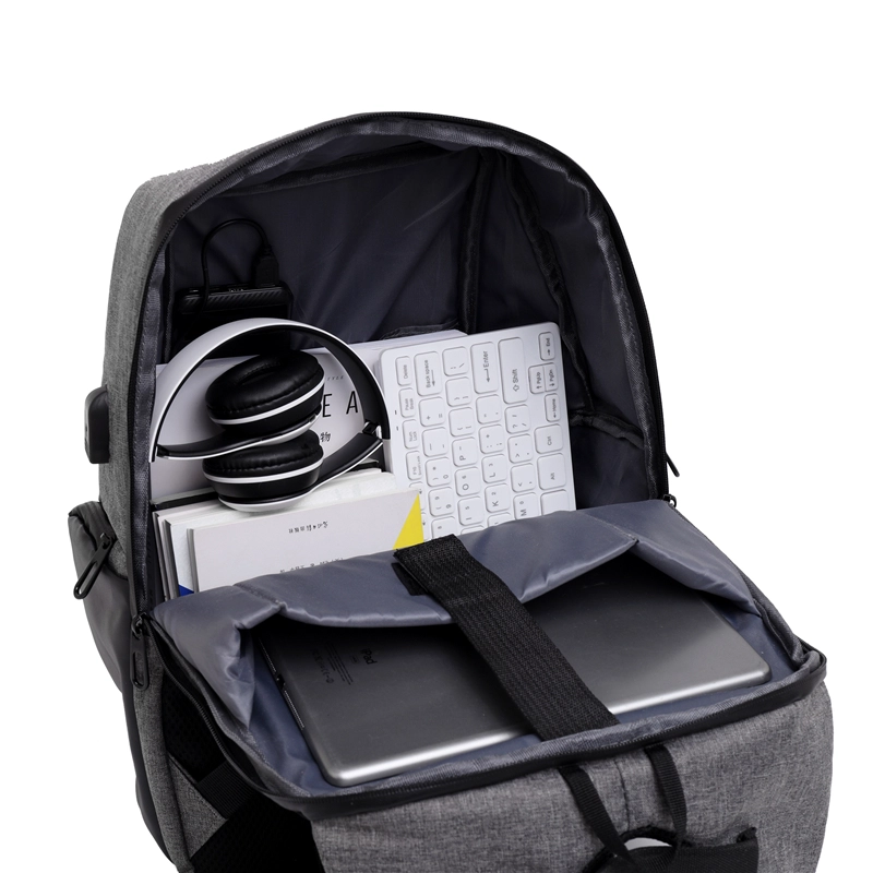 MOCHILA MULTIFUNCIONAL LAPTOP IMPERMEABLE CON PUERTO USB 35 LITROS - 6