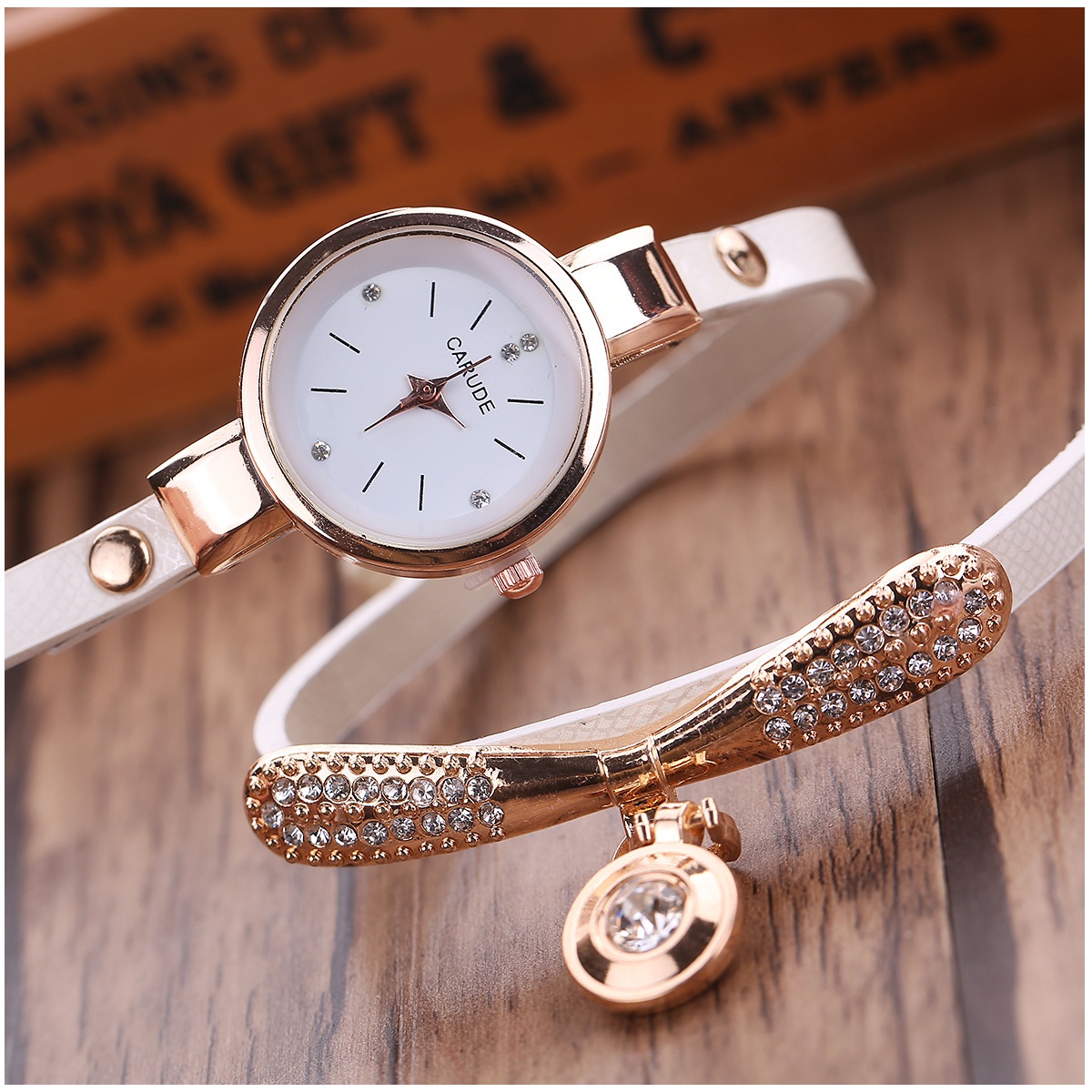 RELOJ MUJER CUARZO LUJO PERSONALIZADO ES CON INCRUSTACIONES Y PULSERA - 4