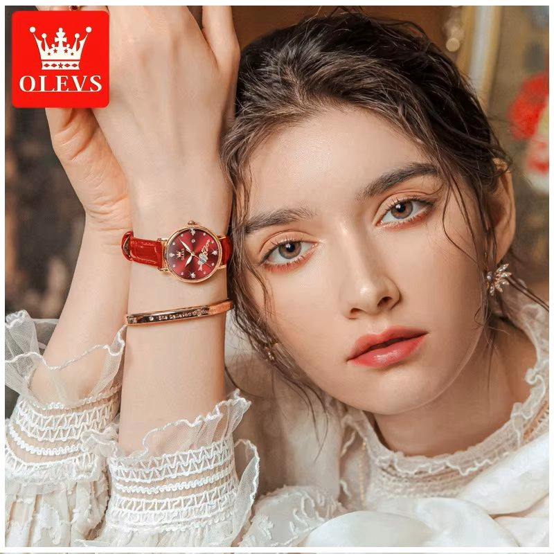 RELOJ FEMENINO DE DISEÑO ROMANTICO CON ESFERA ROJA CORREA DE CUERO - 4
