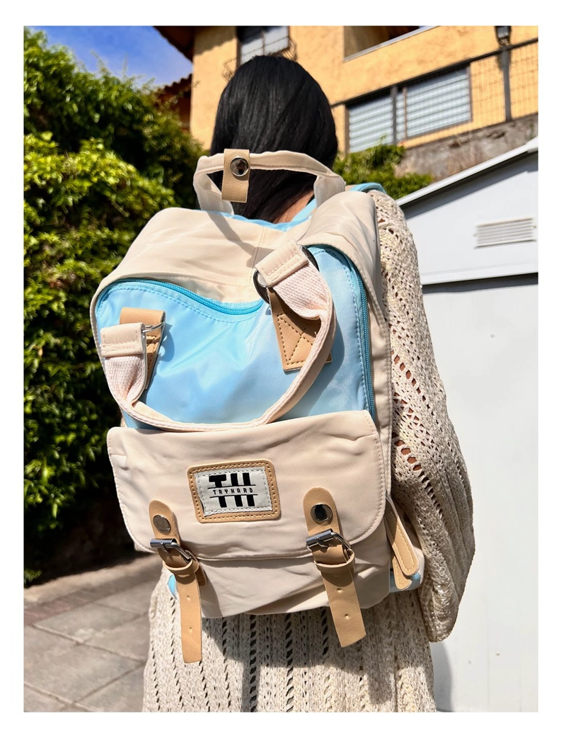 MOCHILA FEMENINA DISEÑO CLASICO A PRUEBA DE AGUA 37 LITROS - 2