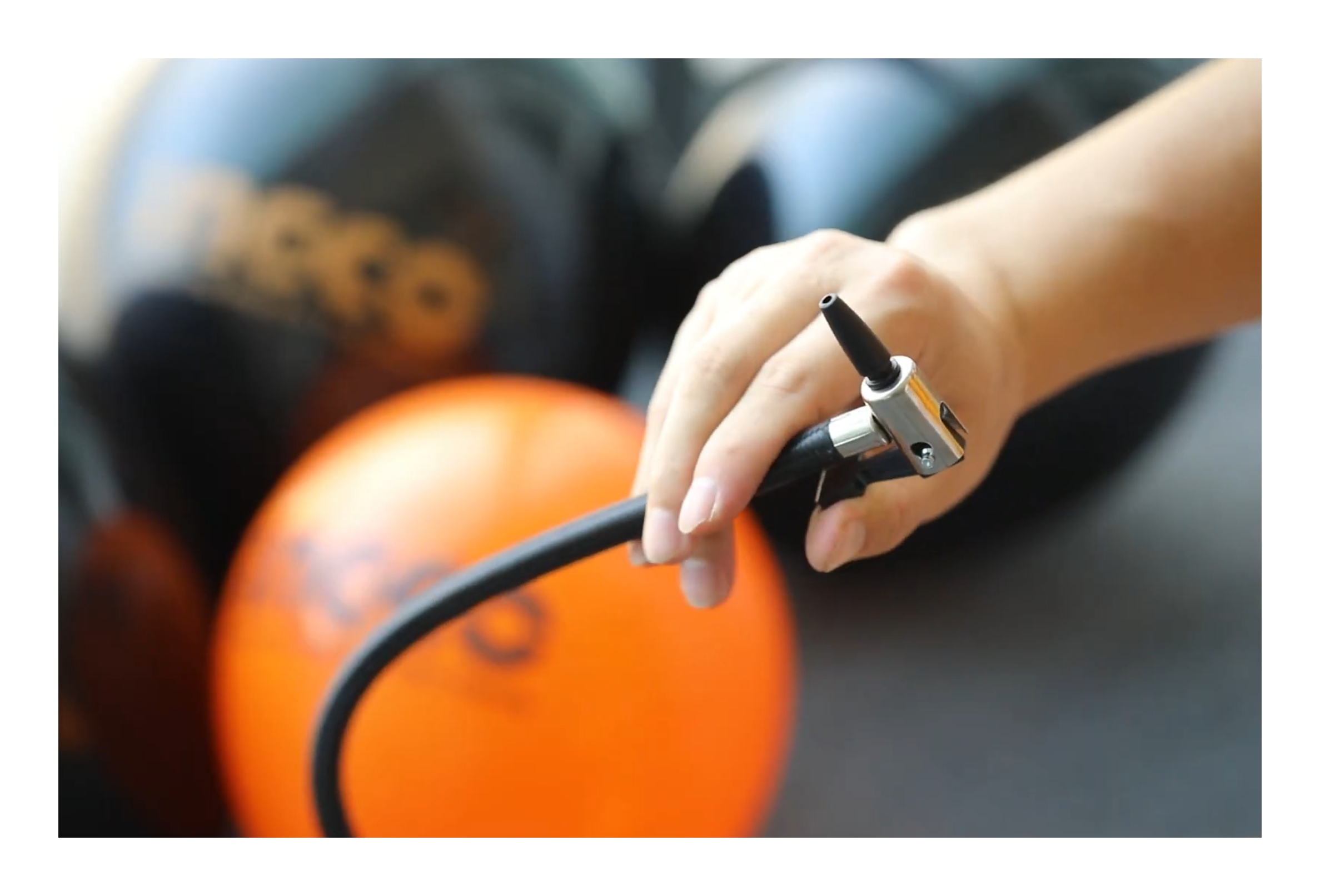 INFLADOR DE NEUMÁTICOS INALAMBRICO INGCO 20V 150 PSI - 8