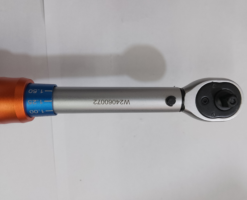 LLAVE DE TORQUE TORQUIMETRO DINAMOMETRICA 5-25NM 1/4 WADFOW - 10