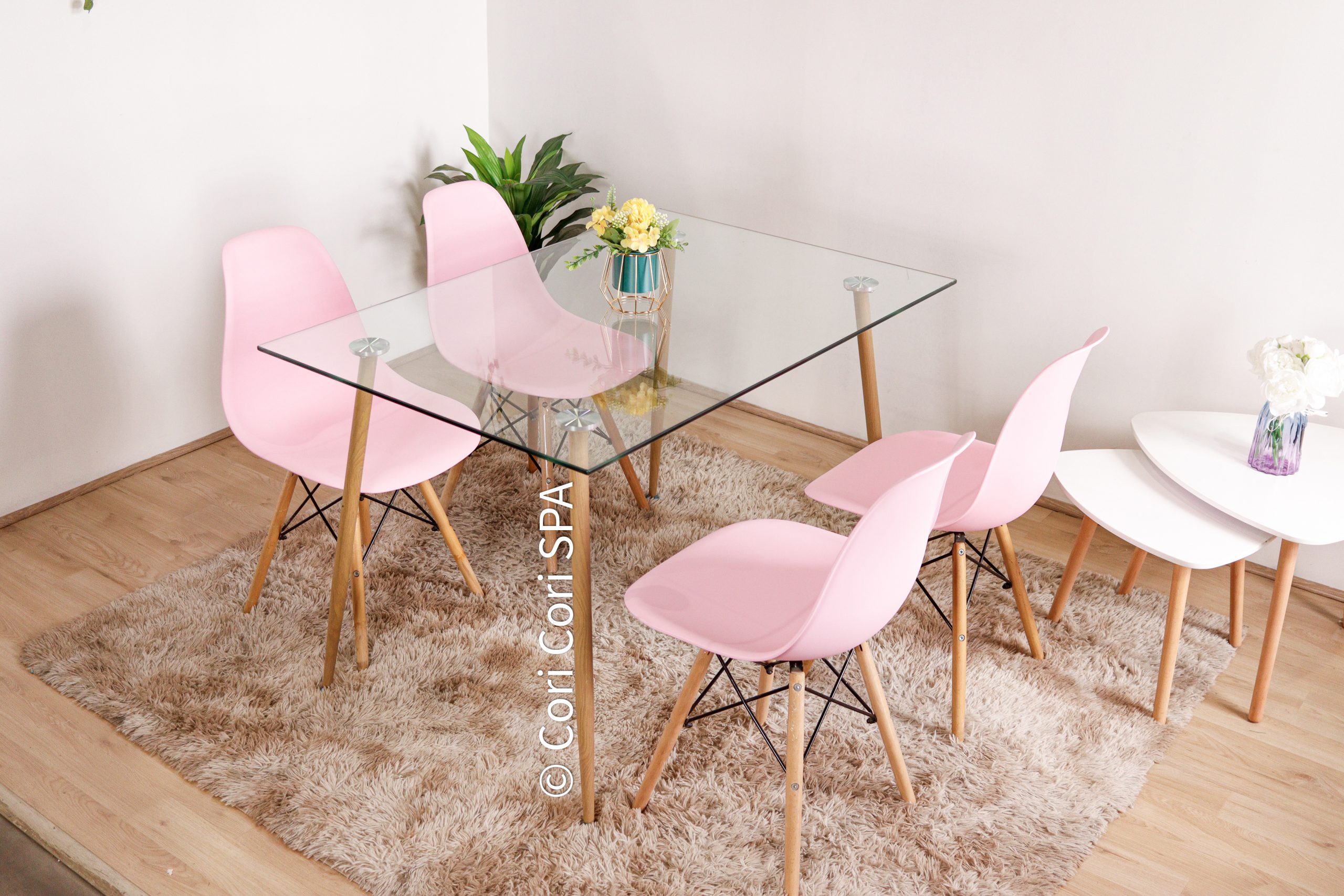COMEDOR VIDRIO 120X80 + 4 SILLAS EAMES REPLICA COLOR ROSA - 3