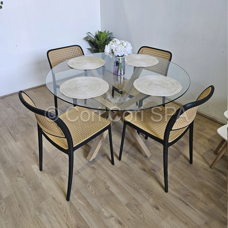 COMEDOR MESA WARWICK VIDRIO 120CM + 4 SILLAS DELTA NEGRO - 1