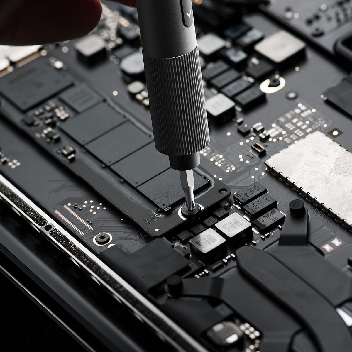 HOTO DESTORNILLADOR ELE CTRICO DE PRECISION ADV 25 PIEZAS - 8