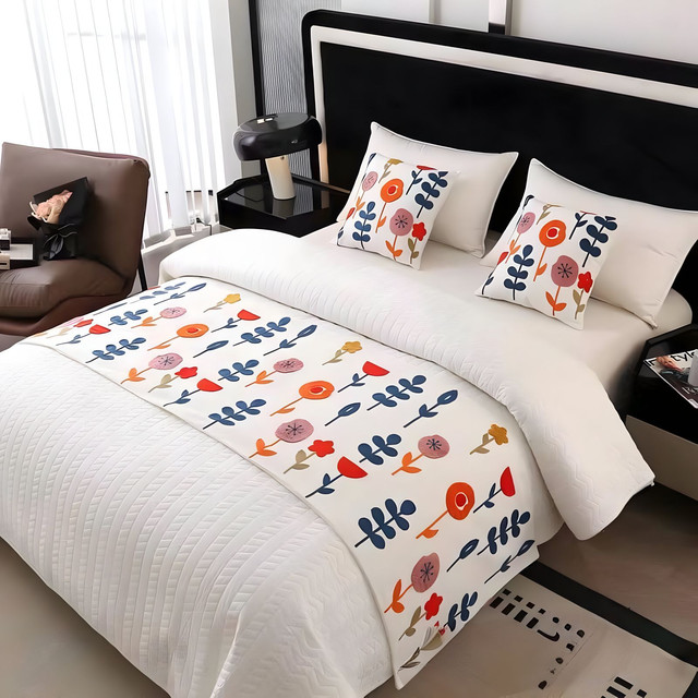 PIECERA DE CAMA MAS 2 FUNDAS BORDADA DECORATIVA 60X200 CM - 3