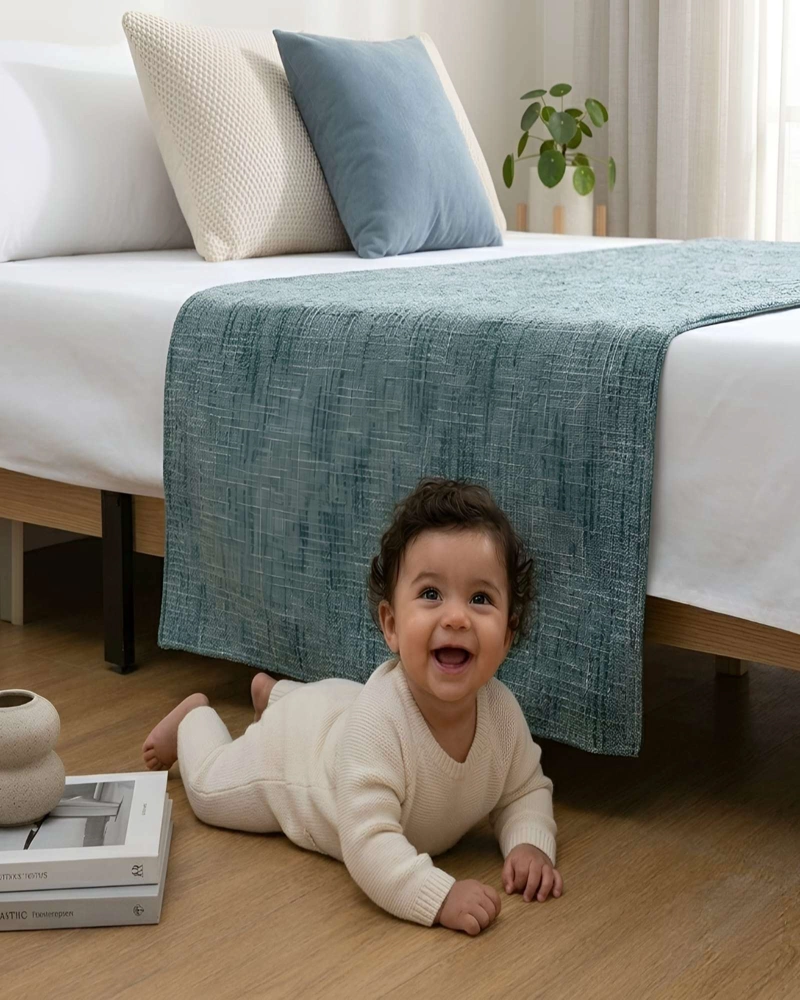 PIECERA CHENILLE CRUZ DALE UN TOQUE DE ELEGANCIA A TU DORMITORIO - 2