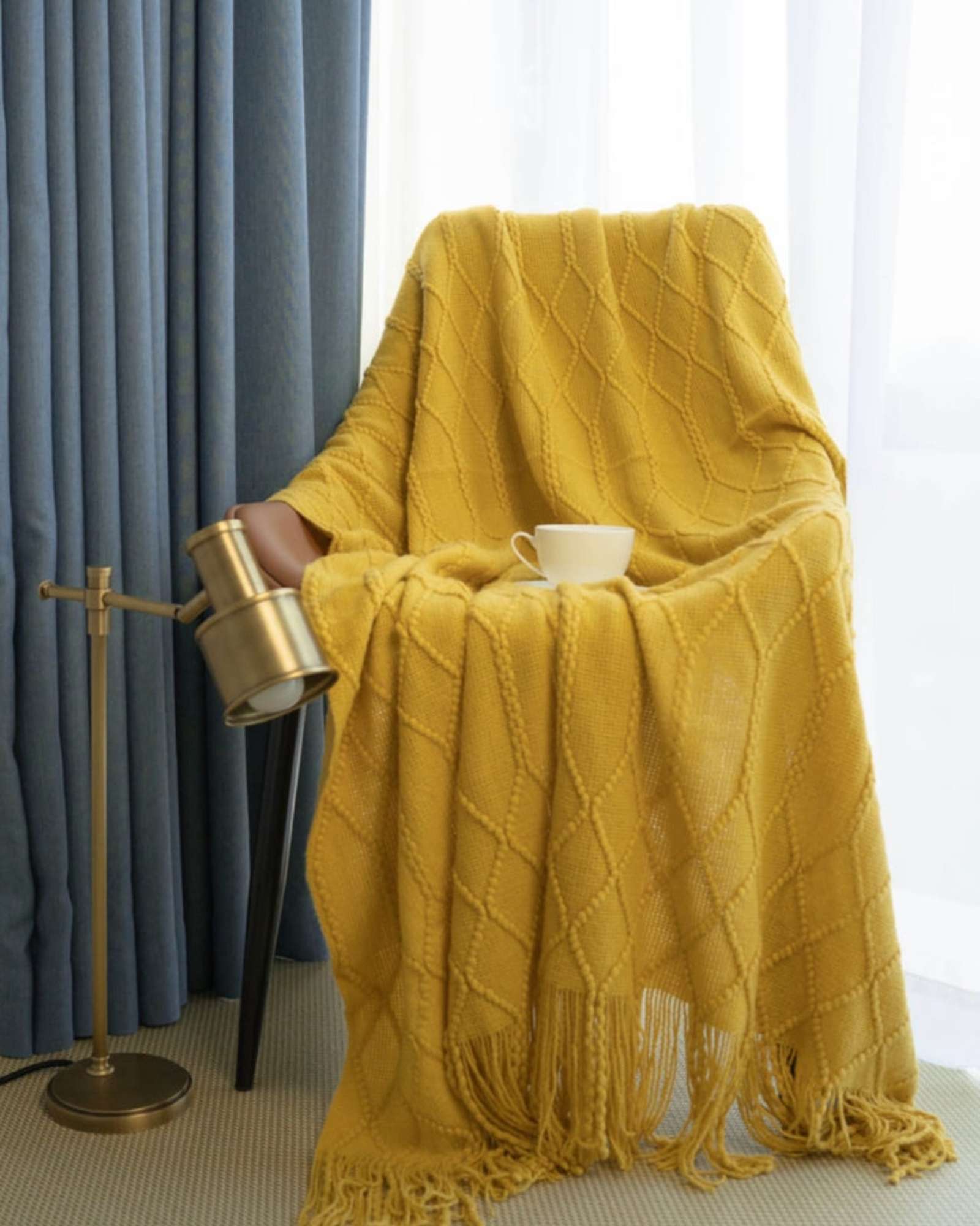 MANTAS TEJIDAS LUJOSAS PARA DECORAR TU SOFA - 3