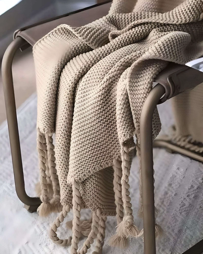 MANTA CHENILLE CON FLECOS DE SOGA DECORATIVA PARA CAMA O SOFA - 3