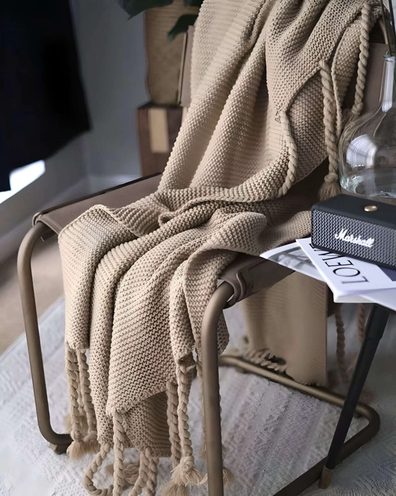 MANTA CHENILLE CON FLECOS DE SOGA DECORATIVA PARA CAMA O SOFA - 4