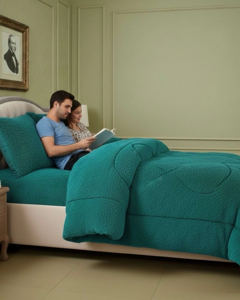 PLUMON CUBRECAMA PLAZA Y MEDIA SHERPA PELUDO INVIERNO DISEÑO SUAVE - 1