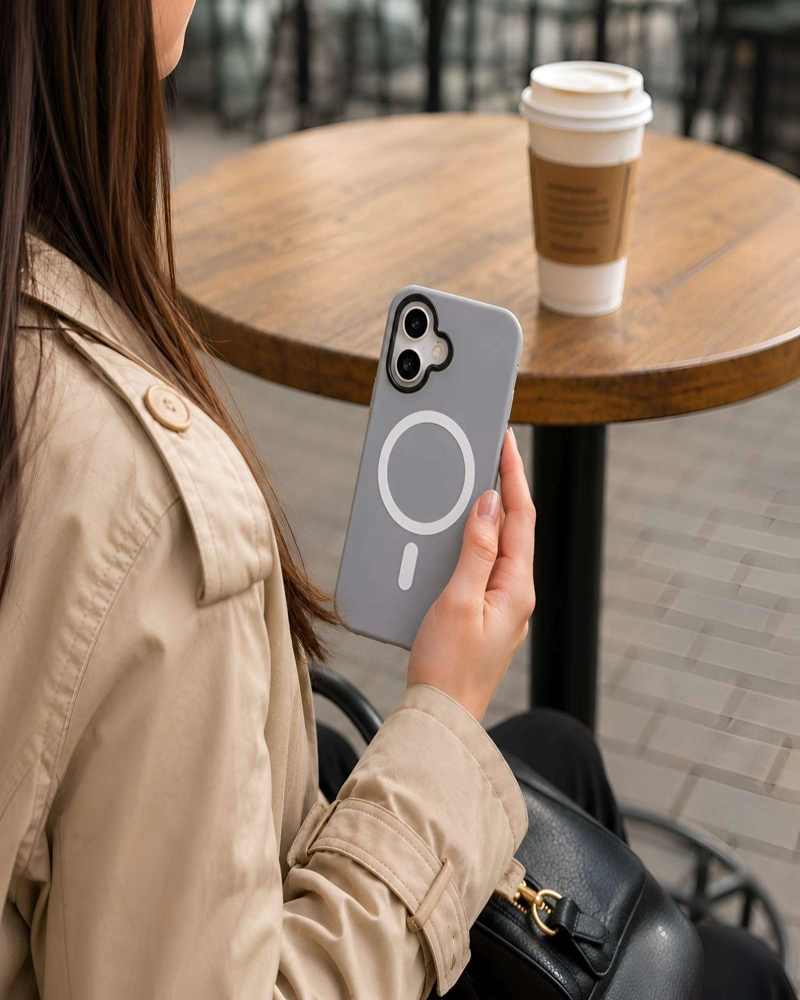 FUNDA PROTECTORA CON TECNOLOGIA MAGSAFE PARA IPHONE 17 - 4