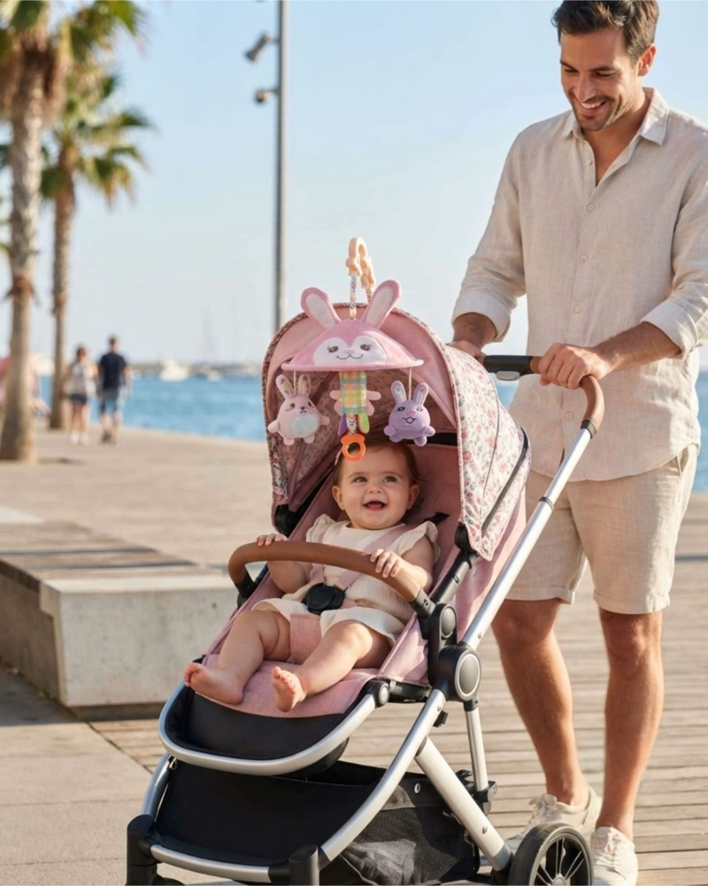 SONAJERO COLGANTE JUGUETE ESTIMULACION BEBE  PARA COCHE Y CUNA - 2