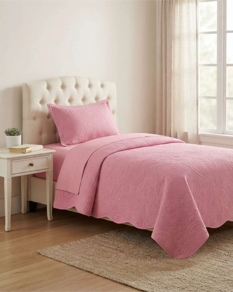 SET CUBRECAMA QUILT VERANO LISO CON RELIEVE + JUEGO DE SABANAS 1.5 PLAZAS - 3
