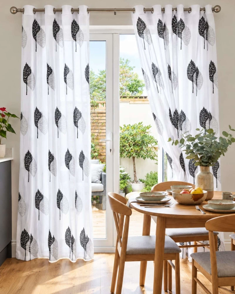 JUEGO DE VISILLOS BORDADO FLORAL 2 PAÑOS 140X220CM - 4