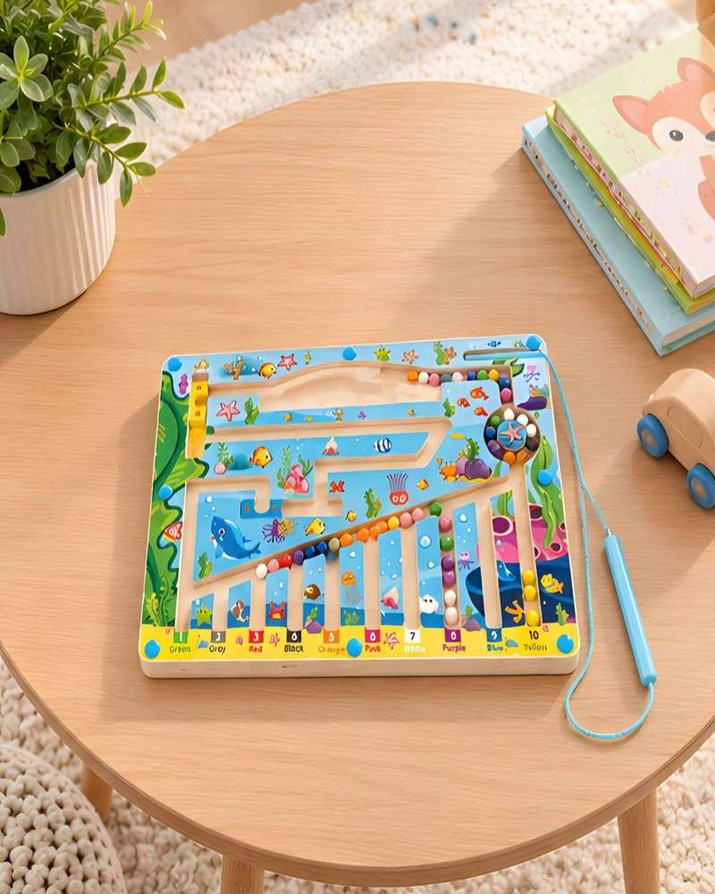 LABERINTO MAGNE TICO DE MADERA INFANTIL CON LAPIZ Y BOLAS DE COLORES - 1